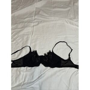 Victoria Secret Push Up No Padding Bra 32D  Lace Soft Cups Underwire Black